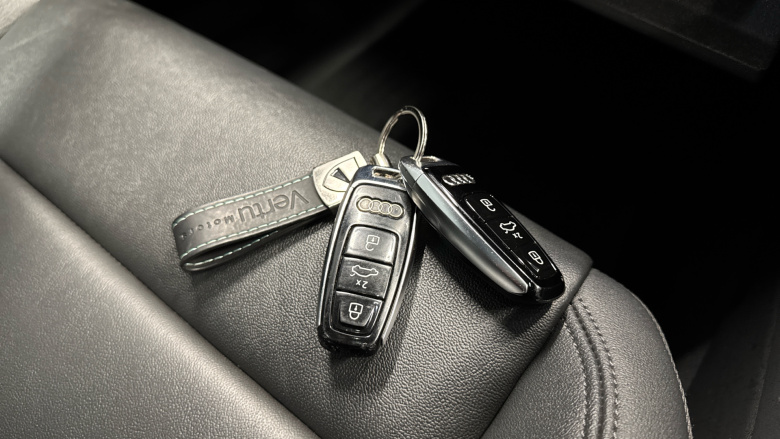 Audi e-tron GT 390kW Quattro 93kWh 4dr Auto Electric Saloon